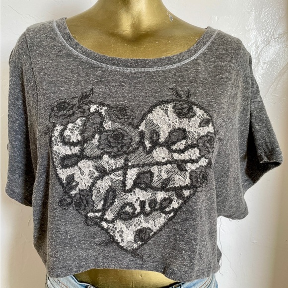Tops - Cozy Slouchy LOVE to LOVE Appliqué LACE Heart Motif TOP Size Medium